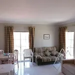 Com Piscina Junto A - Apartmán
