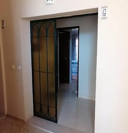 Apartment Com Piscina Junto A -