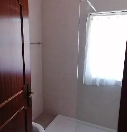 Apartment Com Piscina Junto A -